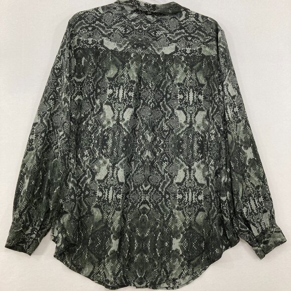 INC International Concepts size XL Black Gray Reptile Print Soft Flowy Button Up - Picture 7 of 9